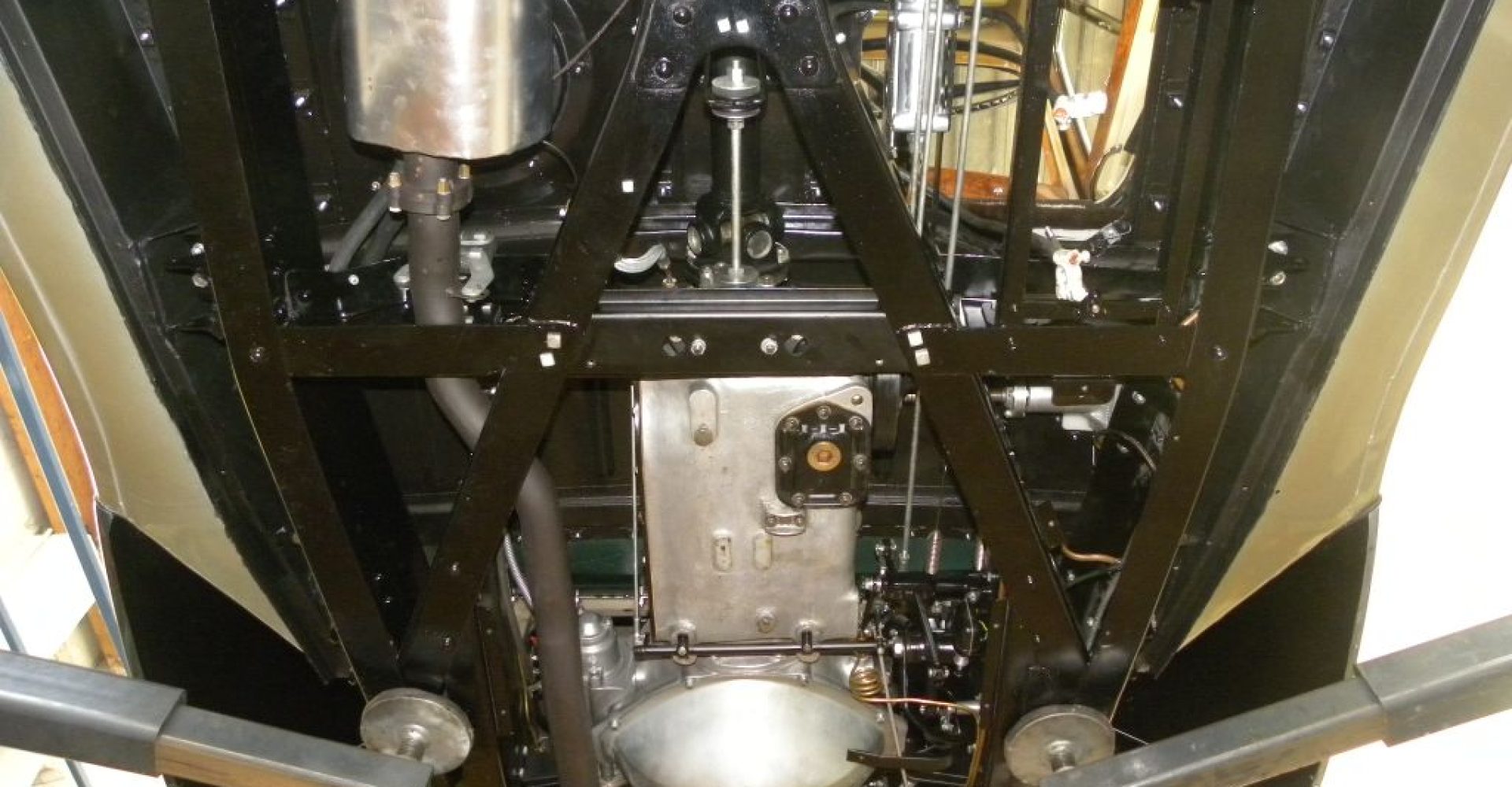 Bentley MK VI Standard Steel